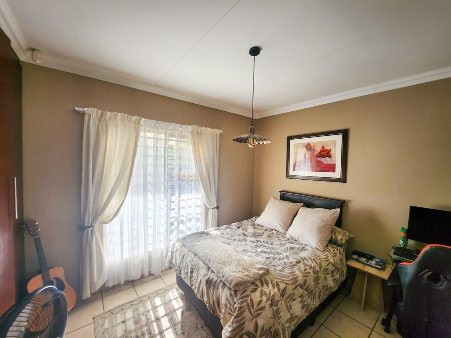 3 Bedroom Property for Sale in La Hoff North West